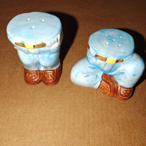 Vintage Blue Jeans Salt & Pepper Shakers Cowboy Boots Ceramic Western Kitchen - Picture 1 of 5